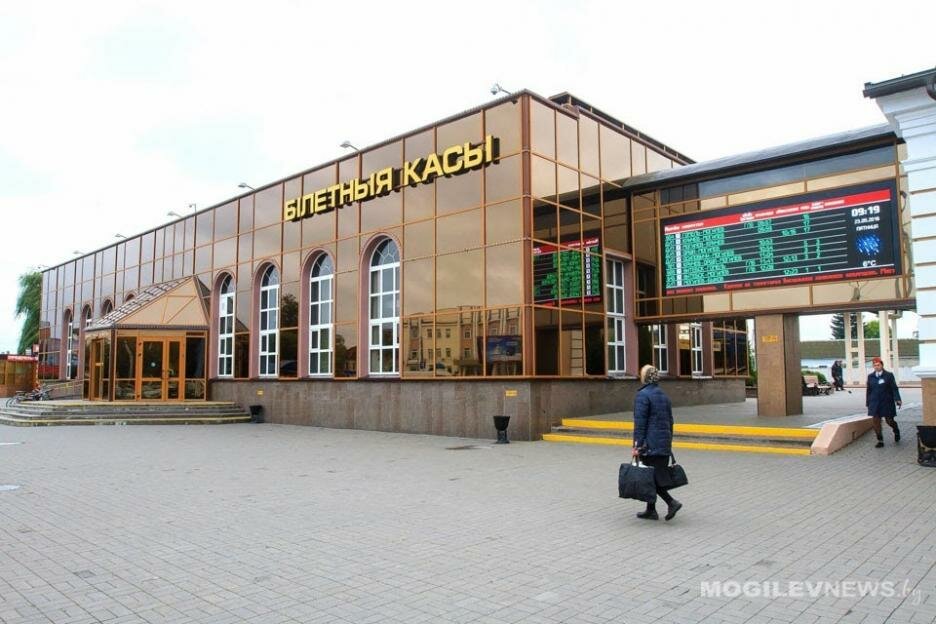 Железнодорожный вокзал могилев привокзальная площадь 1 фото Железнодорожный вокзал Могилёв, железнодорожный вокзал, Могилёв, Привокзальная п