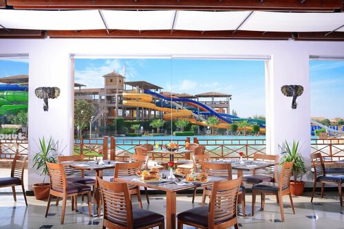 Гостиница Pickalbatros Jungle Aqua Park в Хургаде
