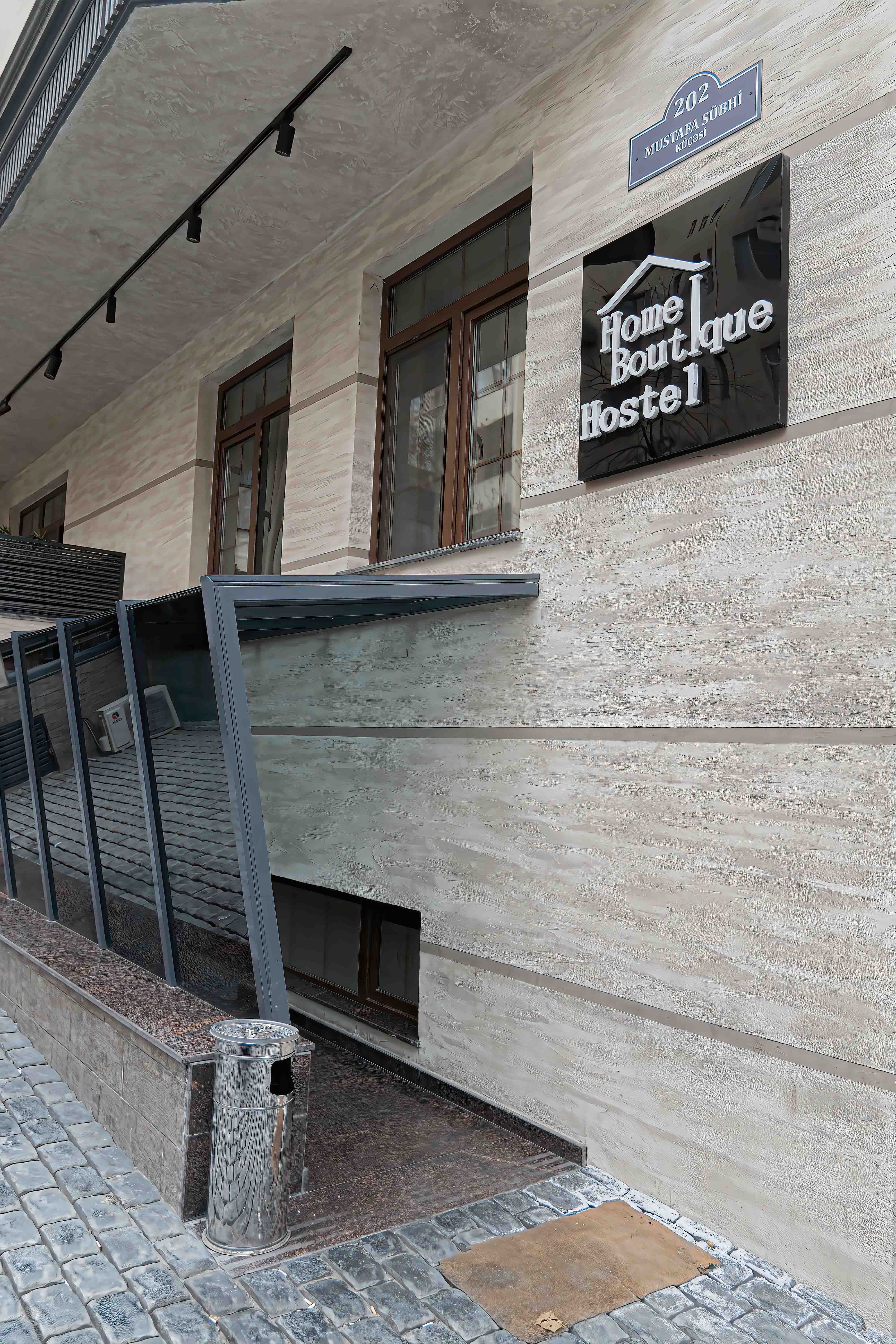 Фото Home Boutique Hostel