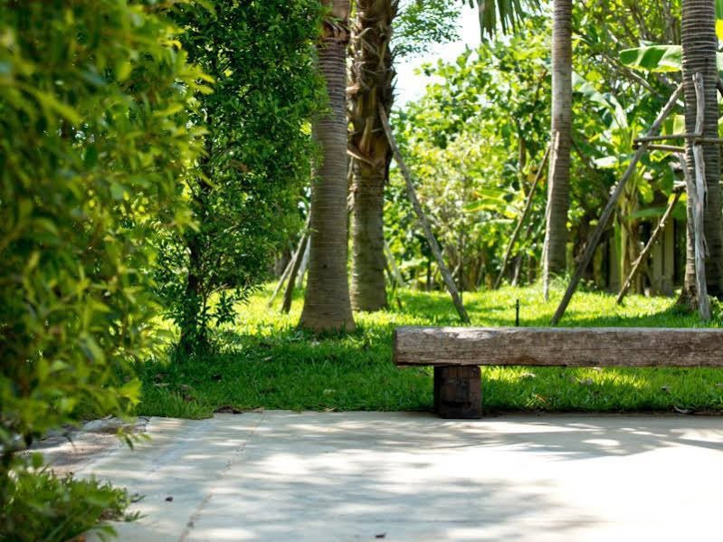 Фото The Park Hotel