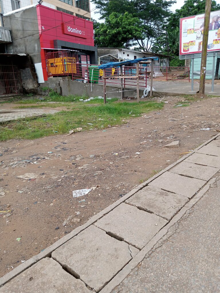 Department store F Alimentation Market, Douala, photo