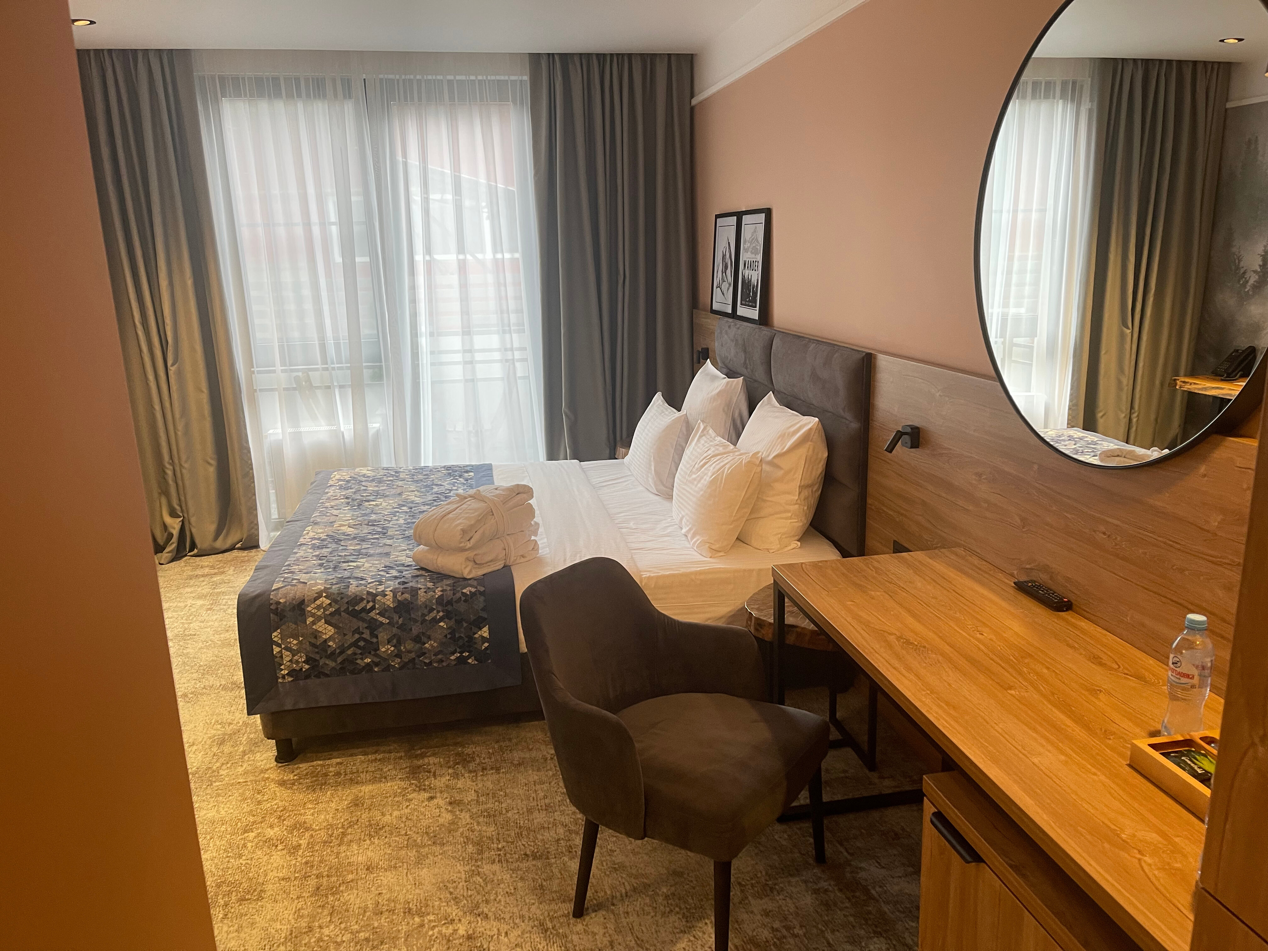 Фото Country Hills Resort