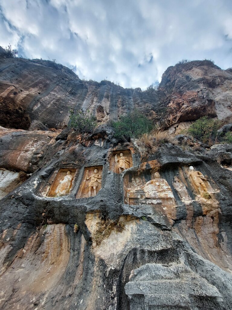 Достопримечательность Адамкайалар, Силифке, фото