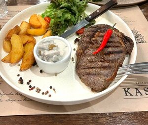 Kaspiy (Astrakhan, Maksima Gorkogo Sstreet, 7), restaurant