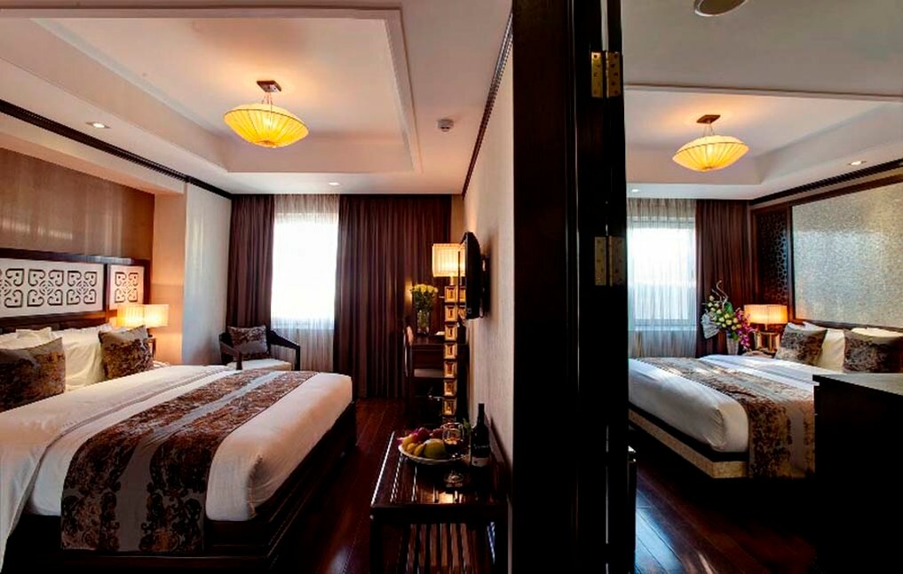 Фото Golden Lotus Luxury Hotel