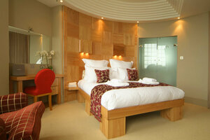 Golden Lotus Luxury Hotel (Hang Bong, 47), hotel