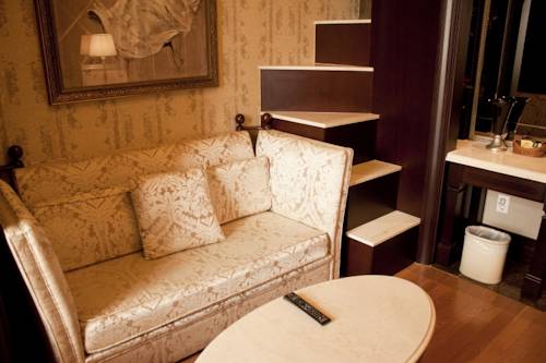 Фото Yeoksam Artnouveau City Hotel and Residence