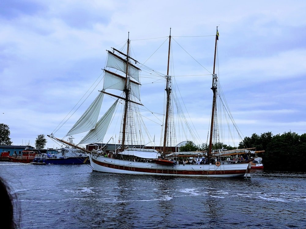 Фото Halmstad Hotell & Vandrarhem Kaptenshamn