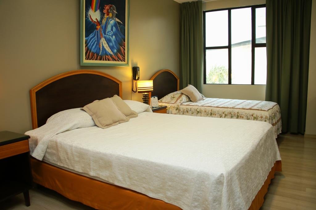 Фото Hotel Alexander