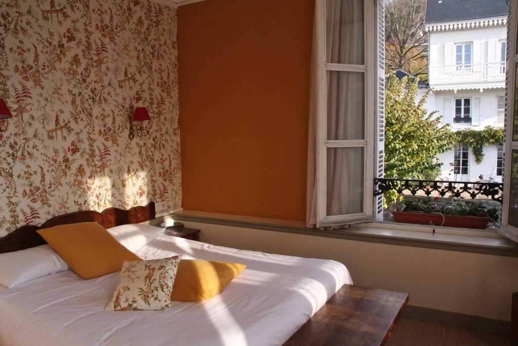 Фото Hôtel La Bonne Adresse