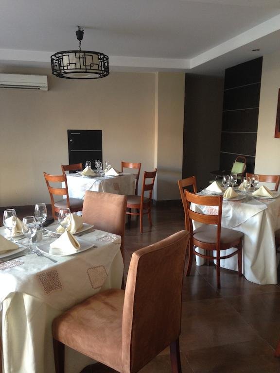 Фото Hotel Los Almendros