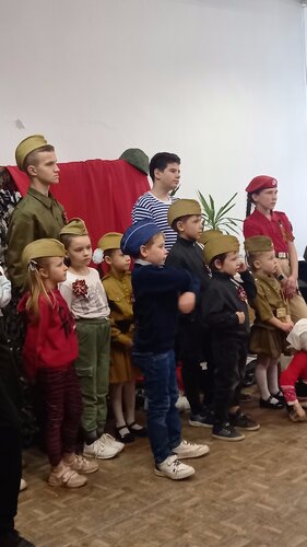 Поляниядағы жезөкшелер, ру