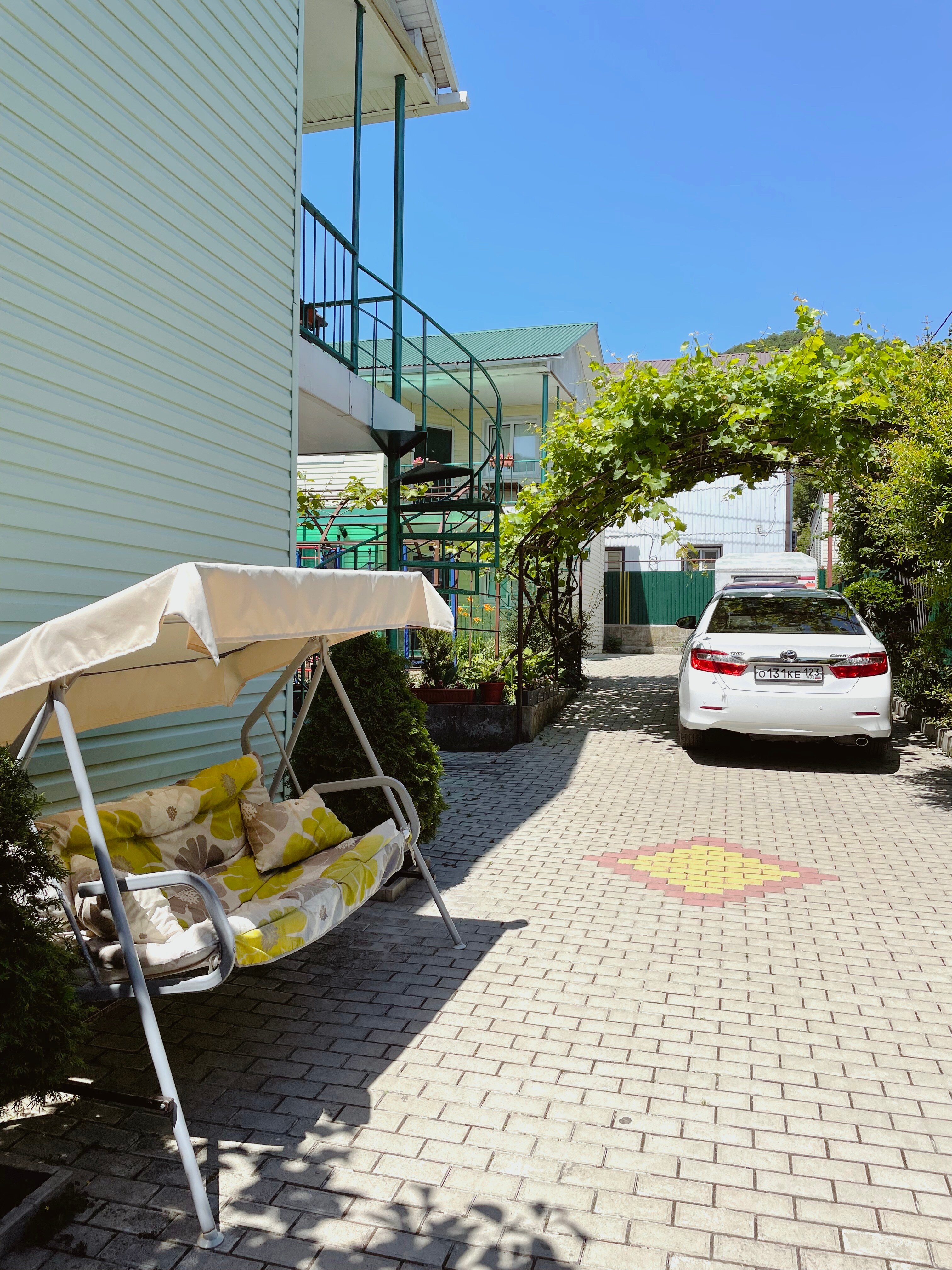 Фото отеля 2