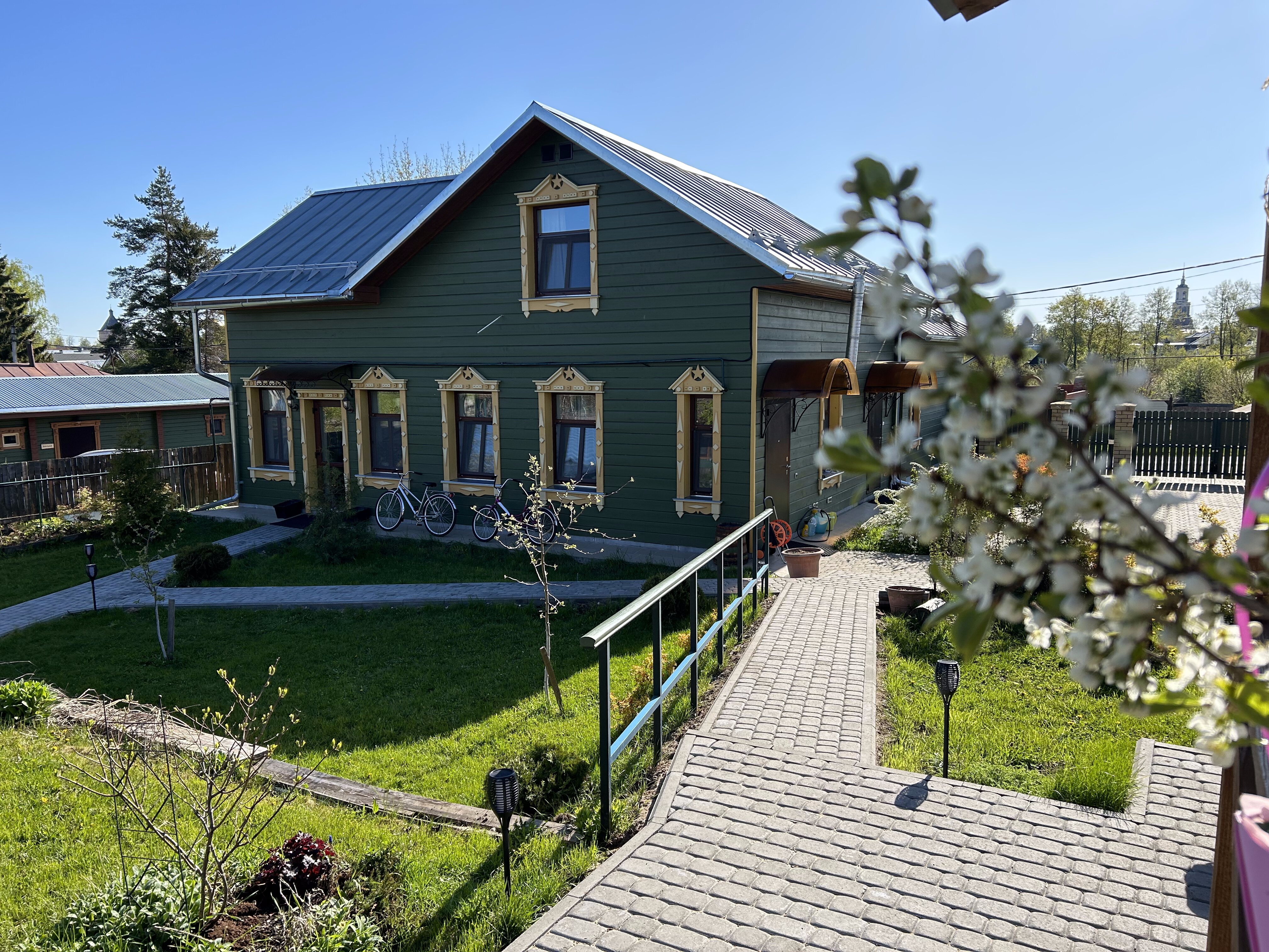 Фото Yellow Stars Inn