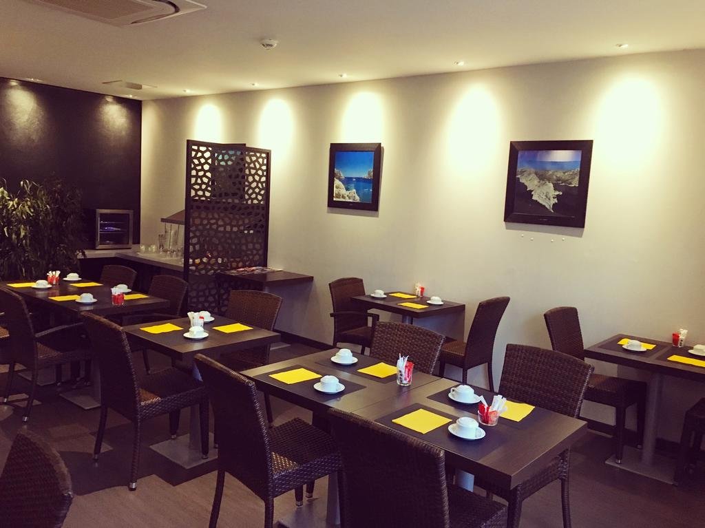 Фото Terminus Saint-Charles