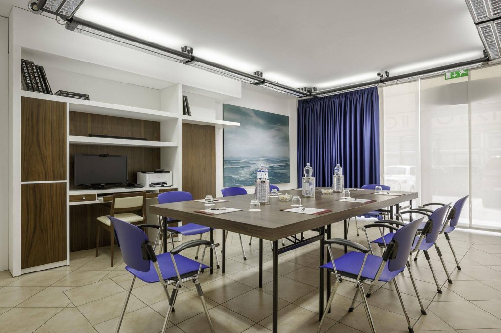 Фото Hotel Ariston