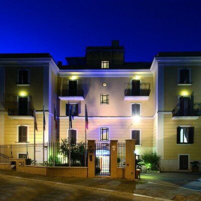 Фото Romoli Hotel