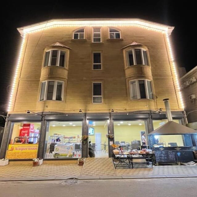 Фото отеля 2