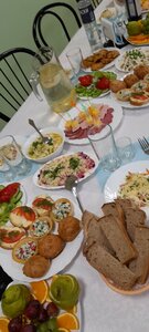 Kafe Vizit (posyolok gorodskogo tipa Leninskoye, Sovetskaya ulitsa, 28), cafe