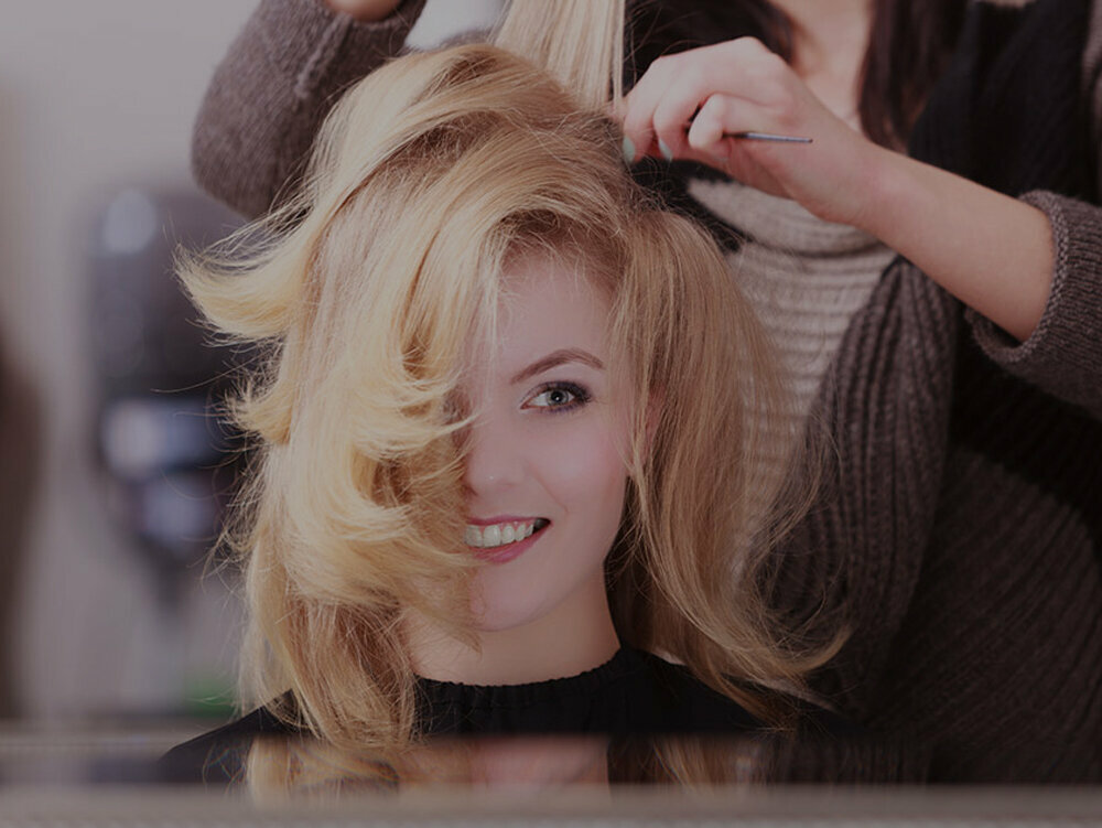 Hairdresser Adrian D, Dubai, photo