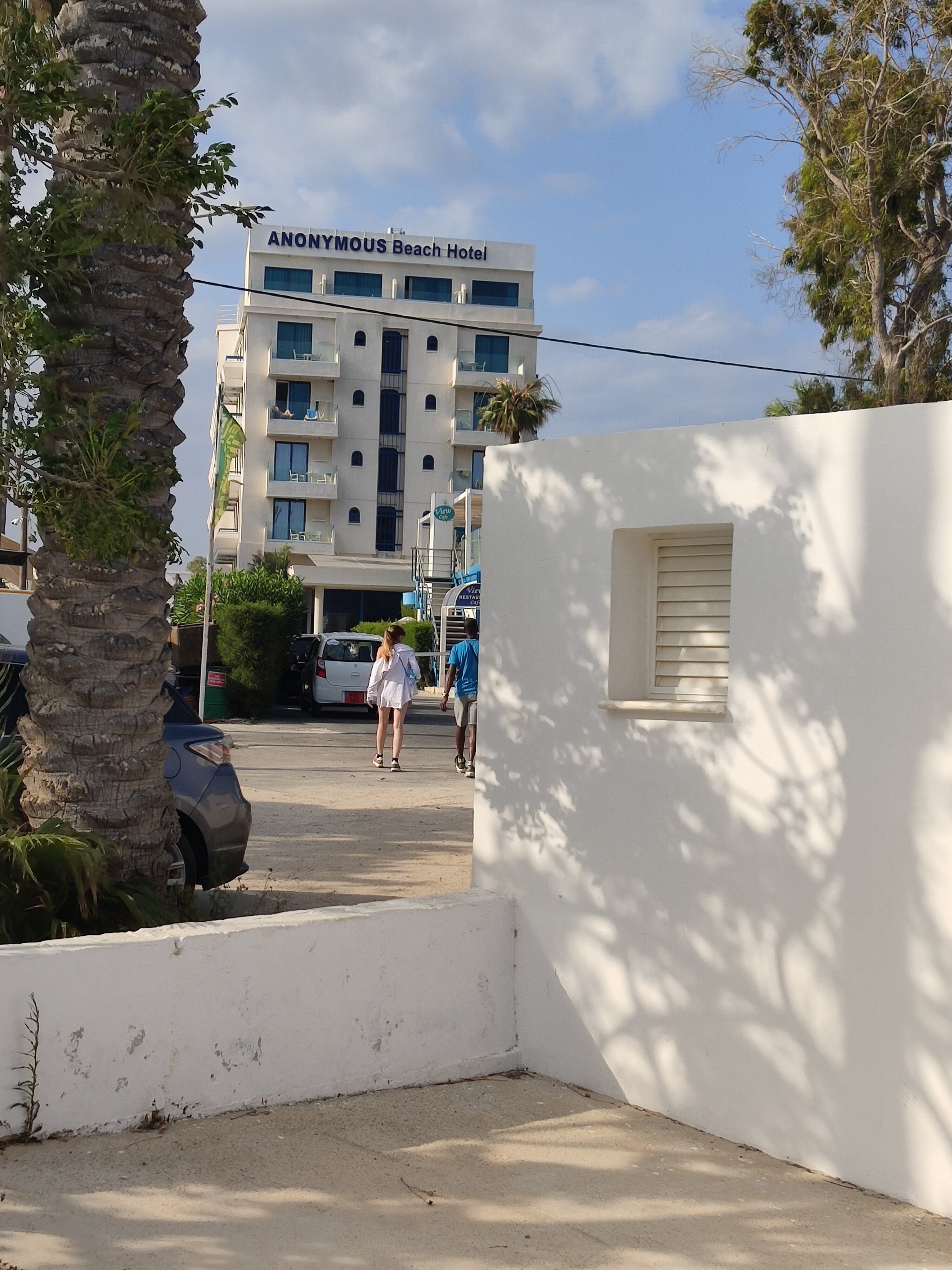 Фото Anonymous Beach Hotel