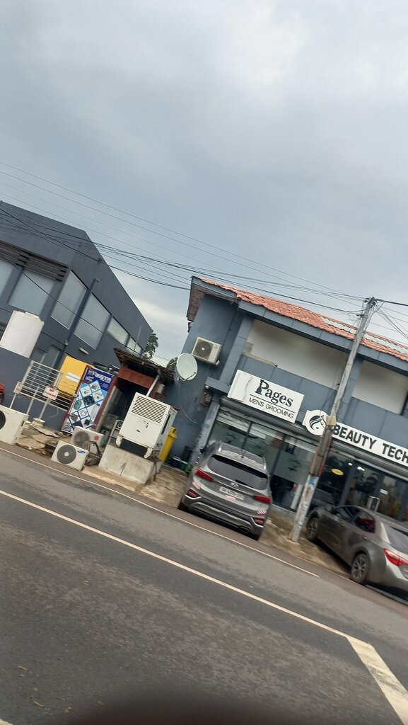 Barber shop Page Men's Grooming, Accra, photo