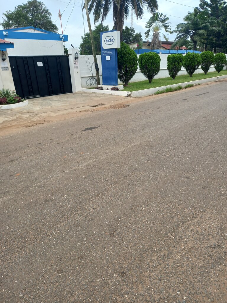 Pharmaceutical company Roche, Accra, photo