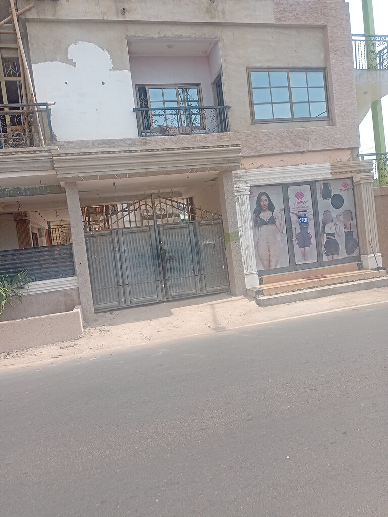 Lingerie and swimwear shop Shapesy shapewear, Accra, photo