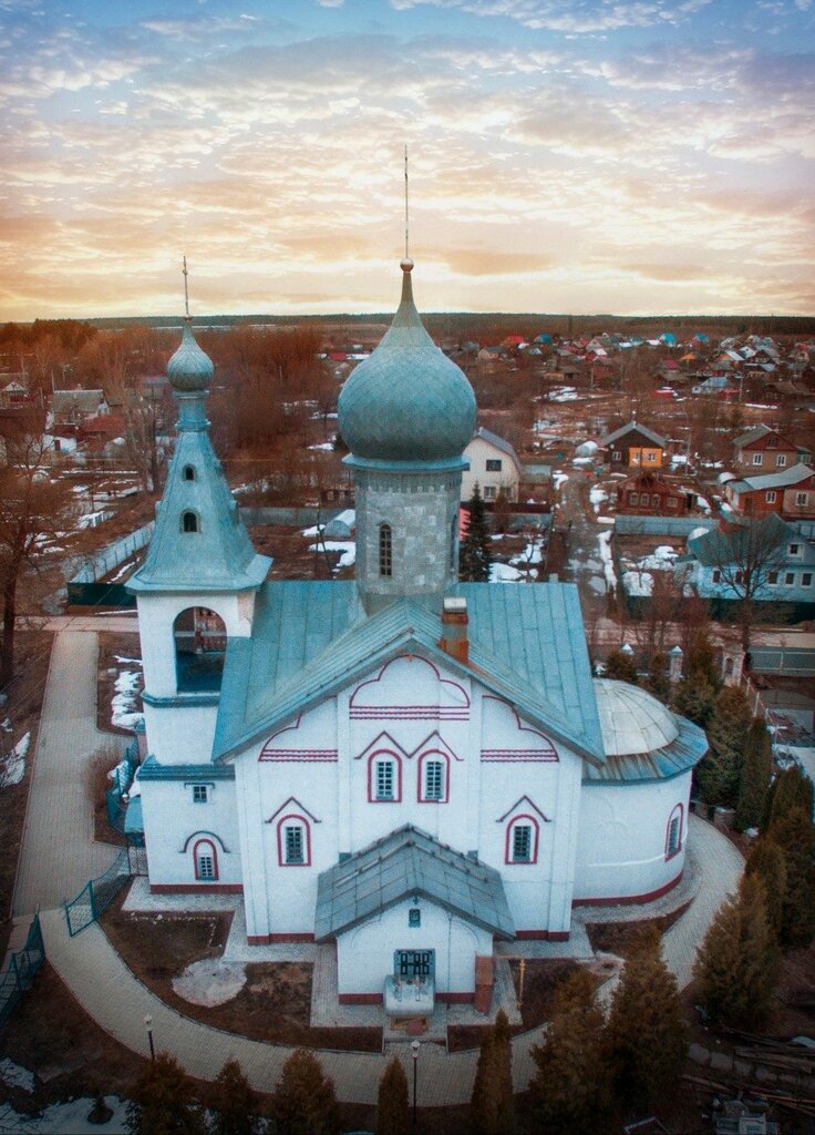 Orthodox church Tserkov Aleksandra Nevskogo V Rodnikakh, Rodniki, photo