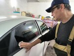 Свет Off (ulitsa Mashinostroiteley, 6А) ، تظليل نوافذ السيارة