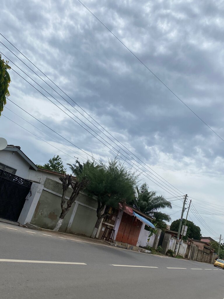 Goods for summer holidays and picnics Pork boutique, Accra, photo