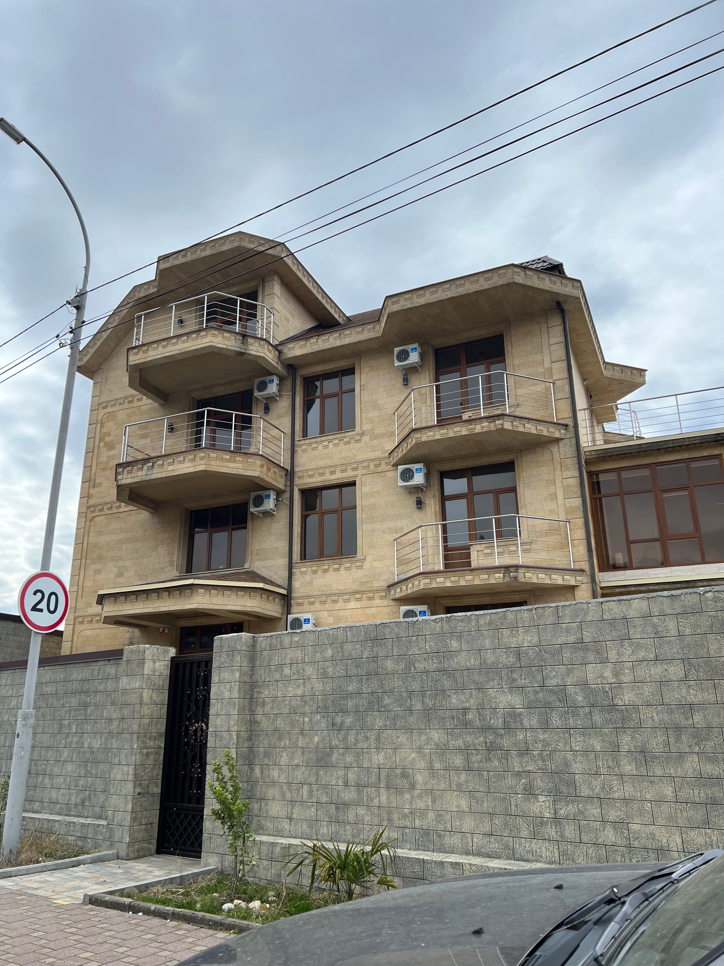 Фото LooSPAngeles