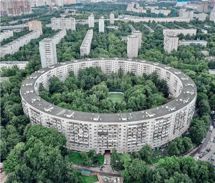 Как выглядит круглый дом Photo: Round house on Nezhinskaya street, landmark, attraction, Moscow, Nezhinsk