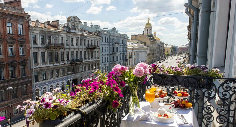 Гостиница Астон в Санкт-Петербурге