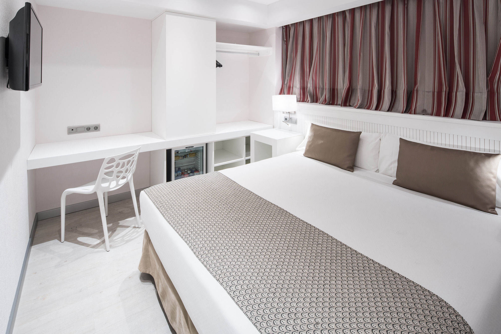 Фото Отель Catalonia Roma