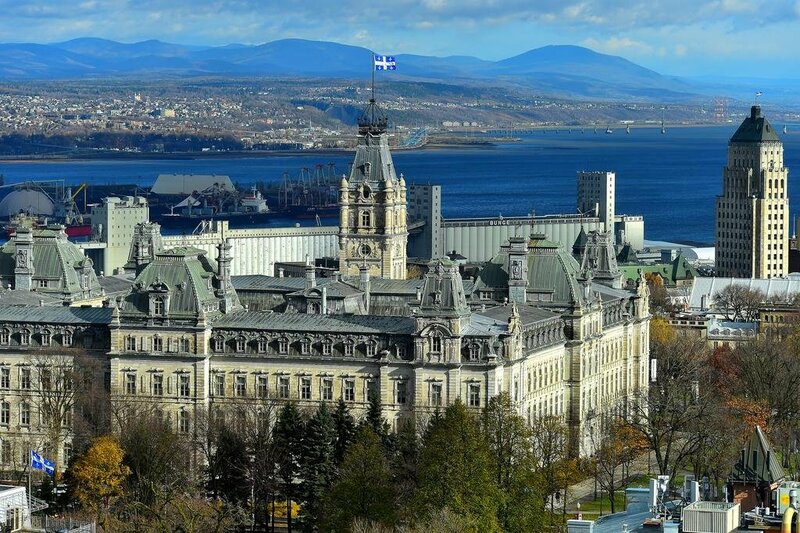 Гостиница Hôtel Le Concorde Québec в Квебеке