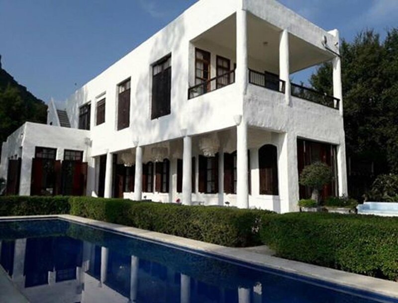 Гостиница Brassiere Beach Resort