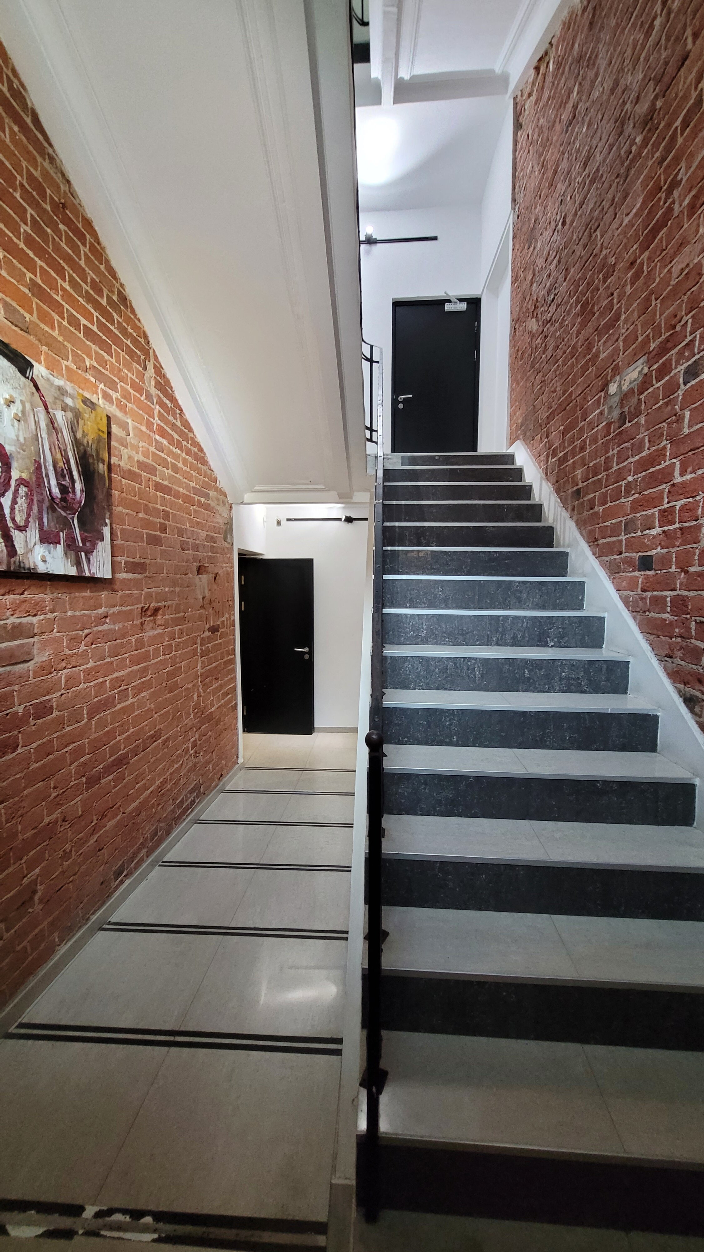 Фото Winewood Moscow