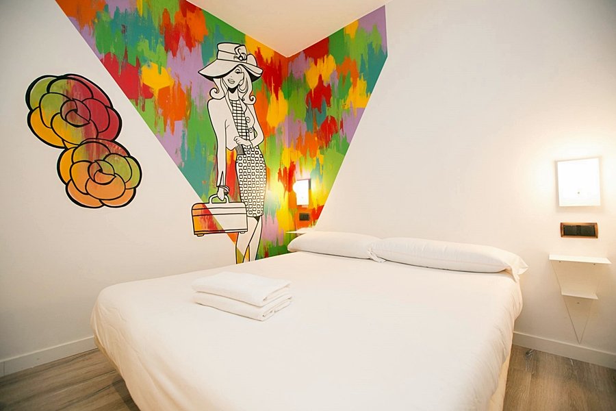 Фото AinB Las Ramblas-Guardia Apartments