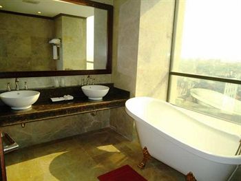 Фото The Vissai Hotel