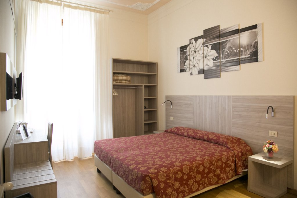 Фото Lilium Hotel