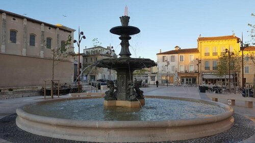 Гостиница Kyriad Martigues Sud в Мартиге