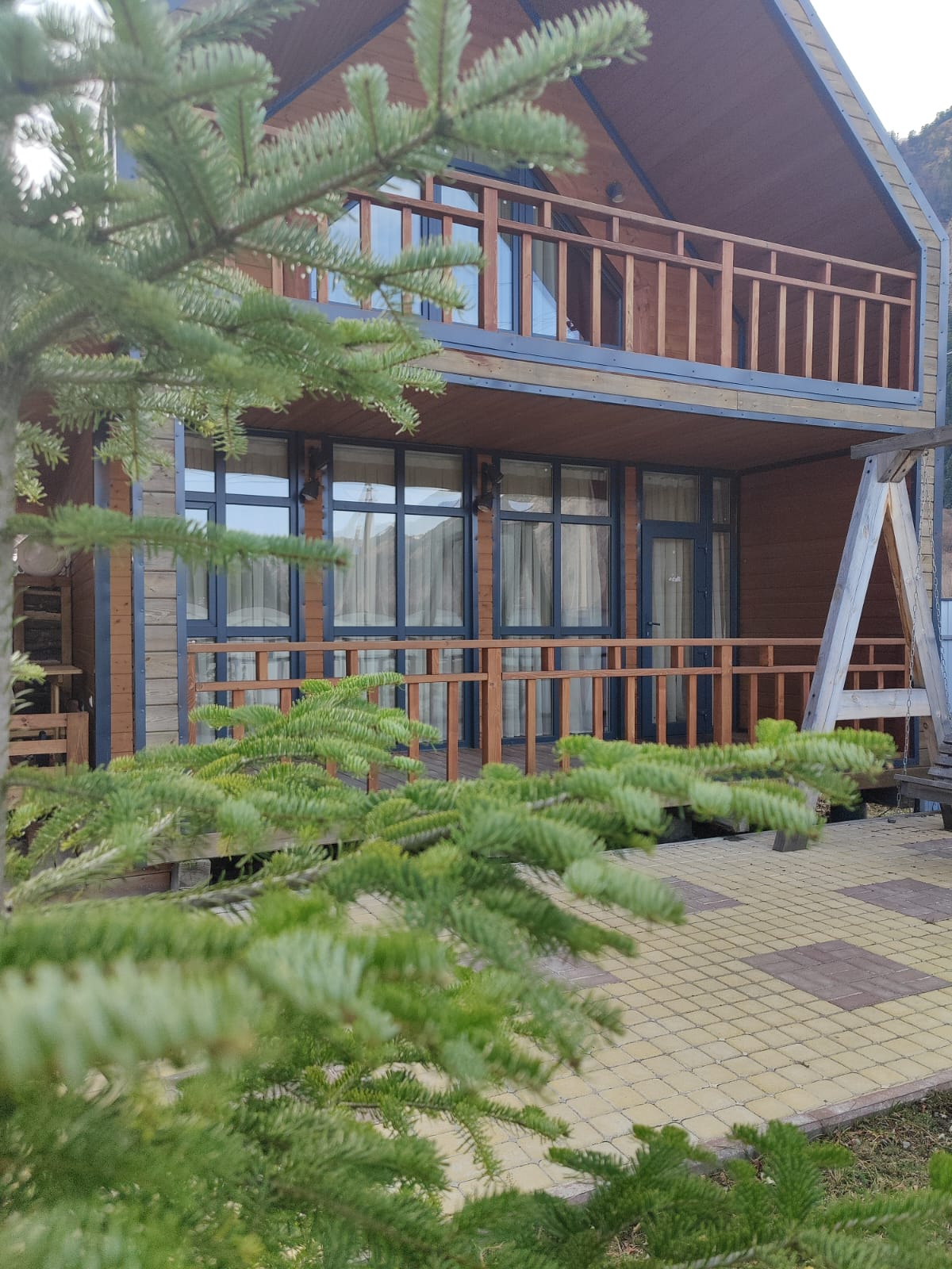 Фото Домик у озера