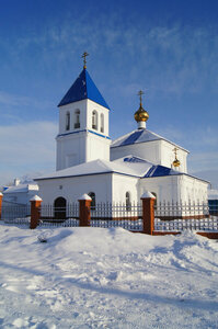 Tserkov Rozhdestva Khristova (derevnya Beryozovka, Tsentralnaya ulitsa, 24А), orthodox church