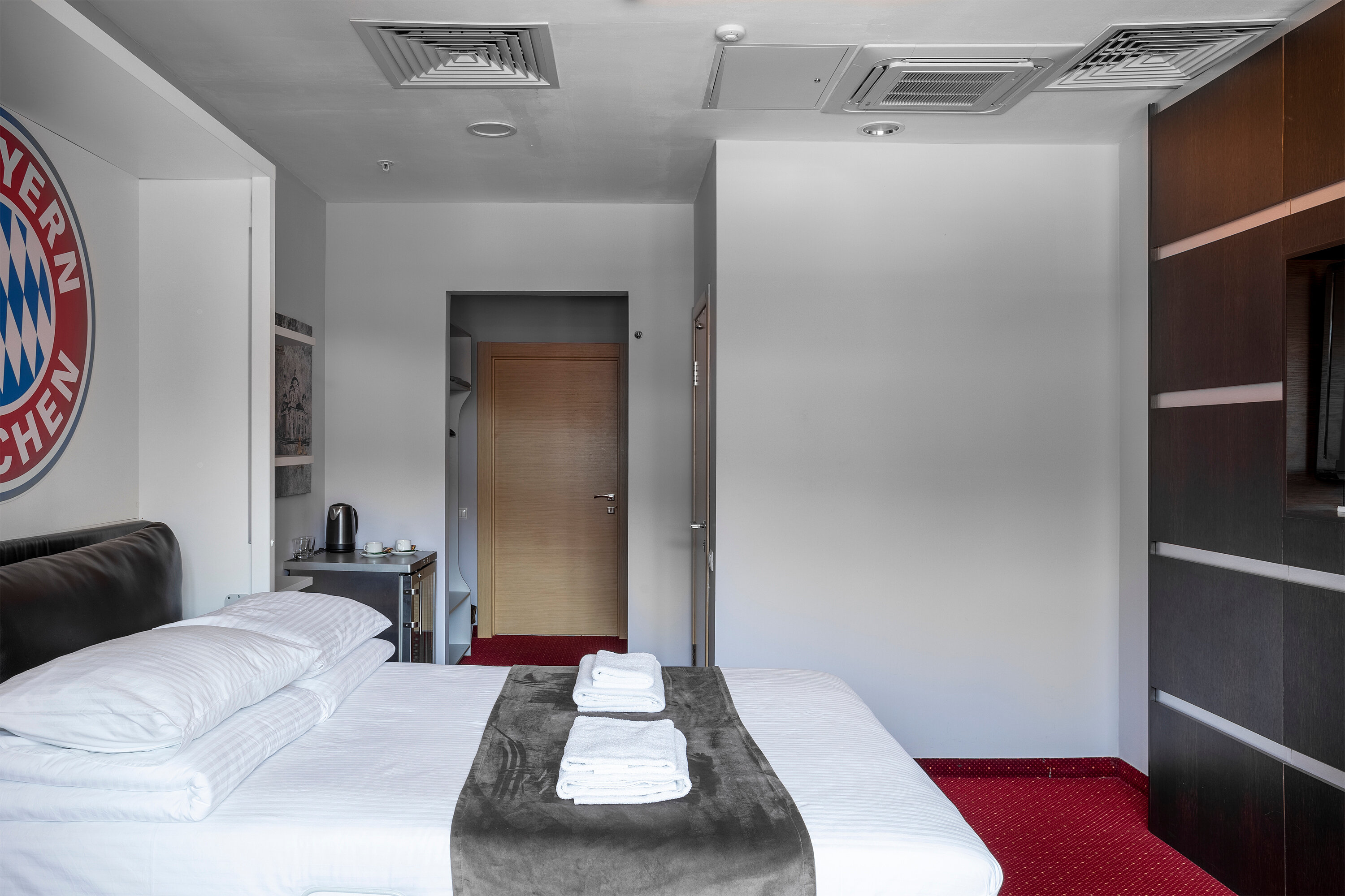 Фото People Stadium Stories