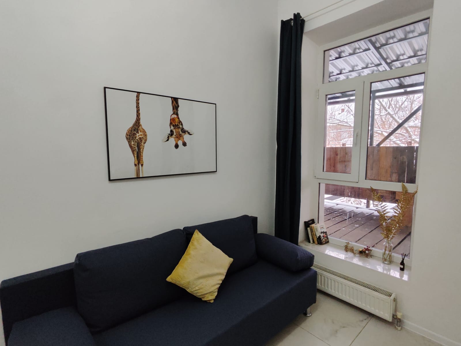 Фото Белоснежный дом в историческом центре