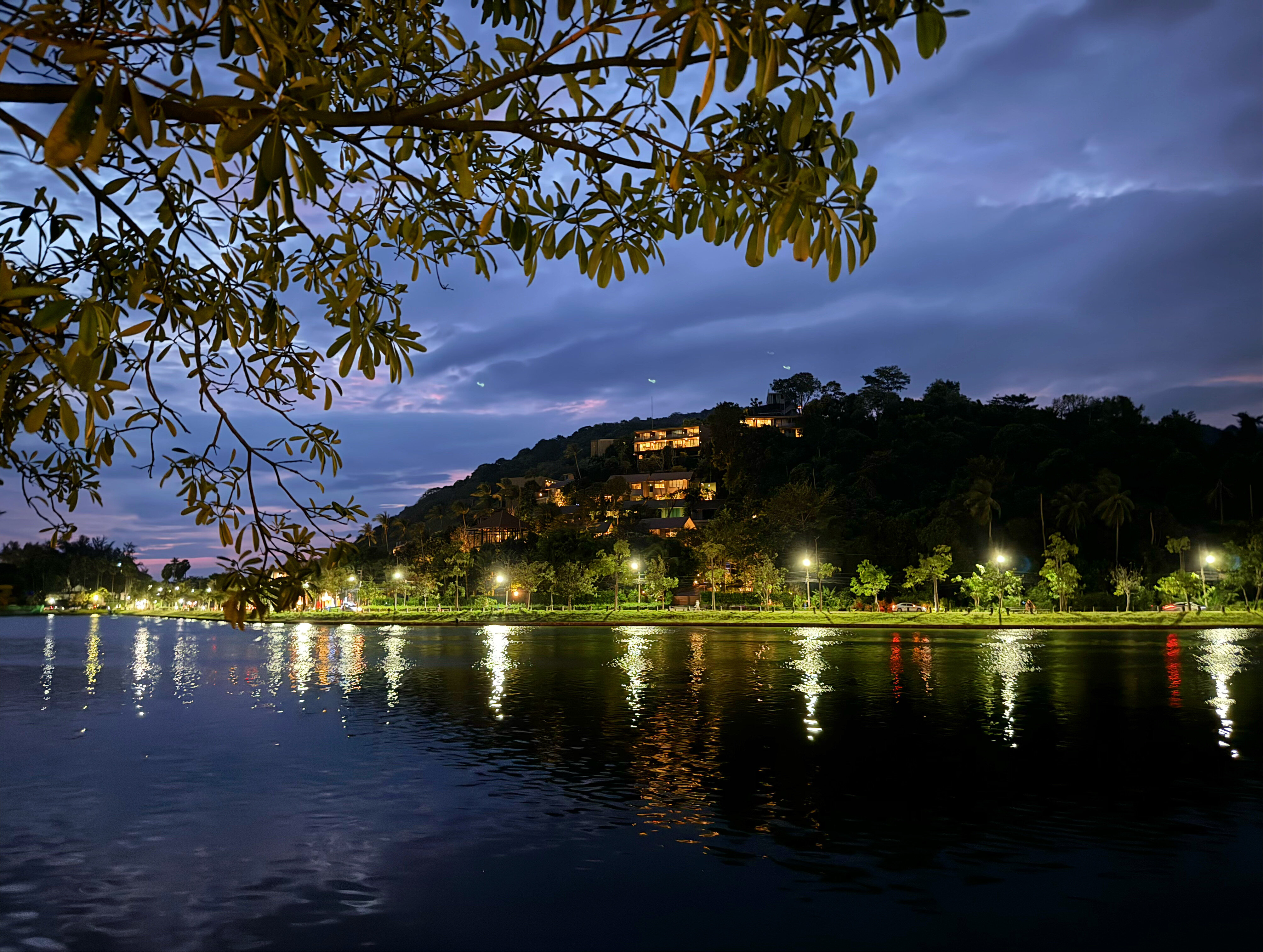 Фото Sunsuri Phuket