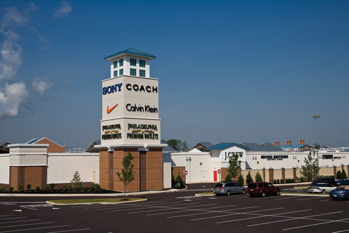 adidas philadelphia premium outlets