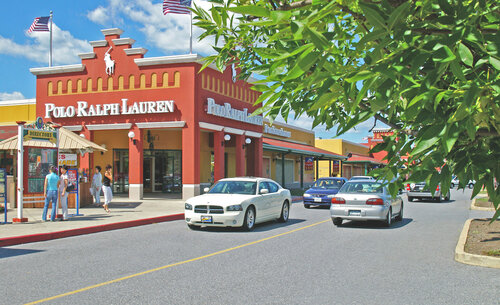 Shopping mall Hagerstown Premium Outlets, State of Maryland, photo