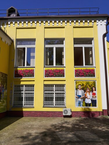 Dadam qizini qopol anal jinsiy aloqa bilan yomon xulq-atvori uchun jazoladi